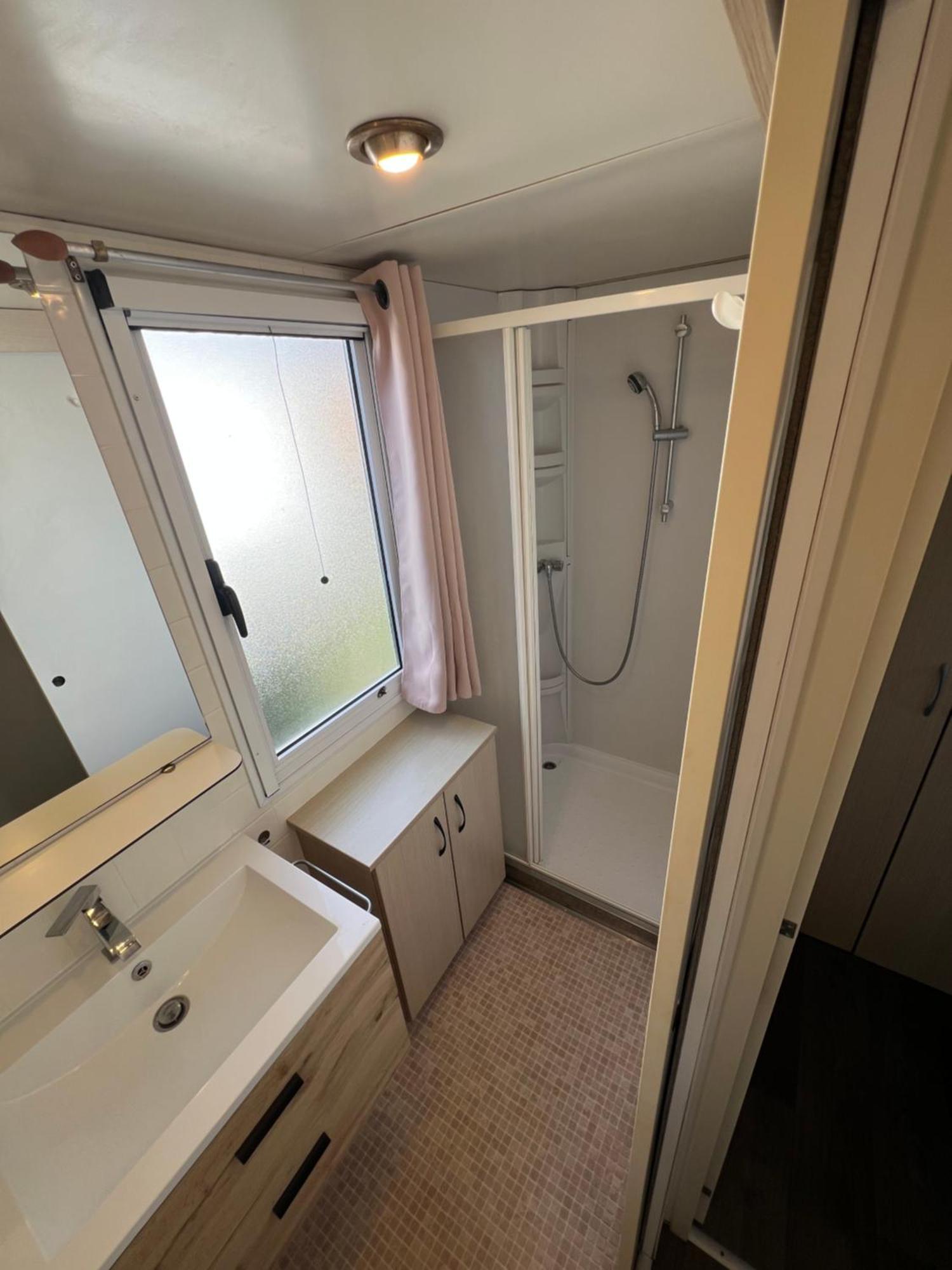 Campsite Les Mobil Homes De Noly, 1 Place Res Africaine Gratuite *